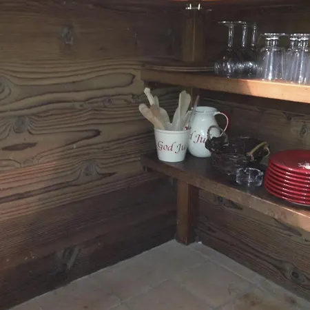 Cozy One Bedroom Flat In *