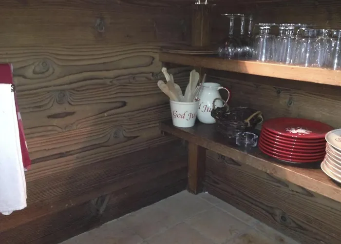 Cozy One Bedroom Flat In *